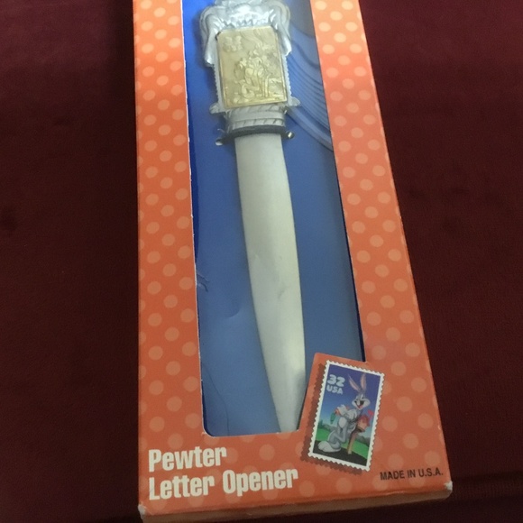 Bugs Bunny/Tasmania Pewter Letter Opener Looney Tunes Stamp Collection - Picture 4 of 10
